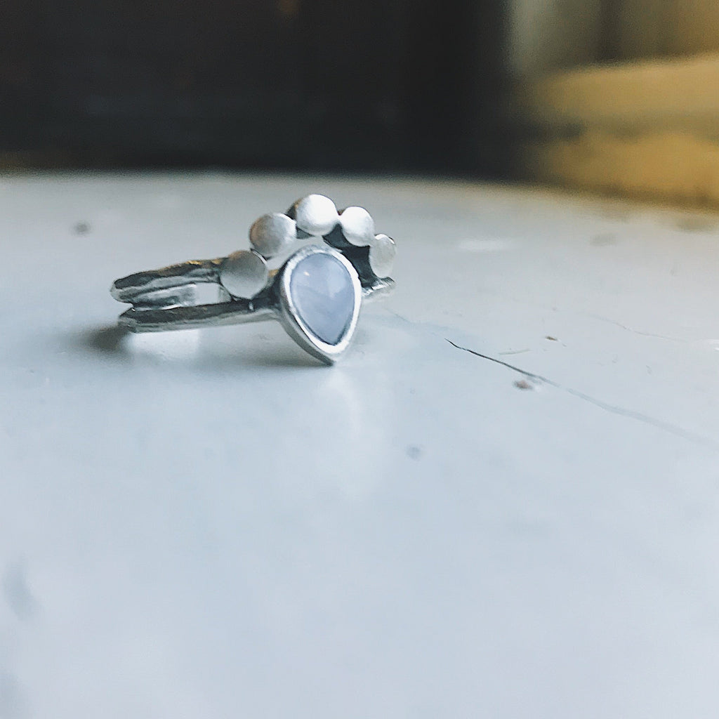 Mystical Moondrop Ring featuring Natural Moonstone | Moonstone Ring Inspired by Lunar Magic | Celestial Moondrop Ring with Iridescent Moonstone | Moonlight-Inspired Ring with Genuine Moonstone | Goddess Moonstone Ring in Moondrop Style | Handcrafted Moondrop Ring with Glowing Moonstone | Boho Chic Moondrop Ring Featuring Natural Moonstone | Moonstone Jewelry with a Moondrop Touch | Elegant Celestial Ring with Luminescent Moonstone | Dreamy Moondrop Ring for Moonstone Lovers